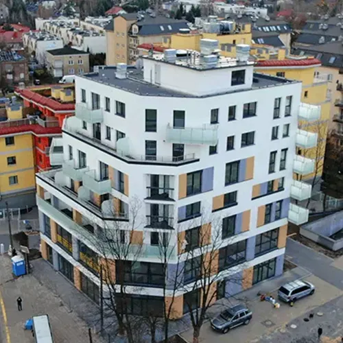 Budynek mieszkalno-usługowy Warszawa, Włochy. Renowacja instalacji kanalizacyjnej polimerem.