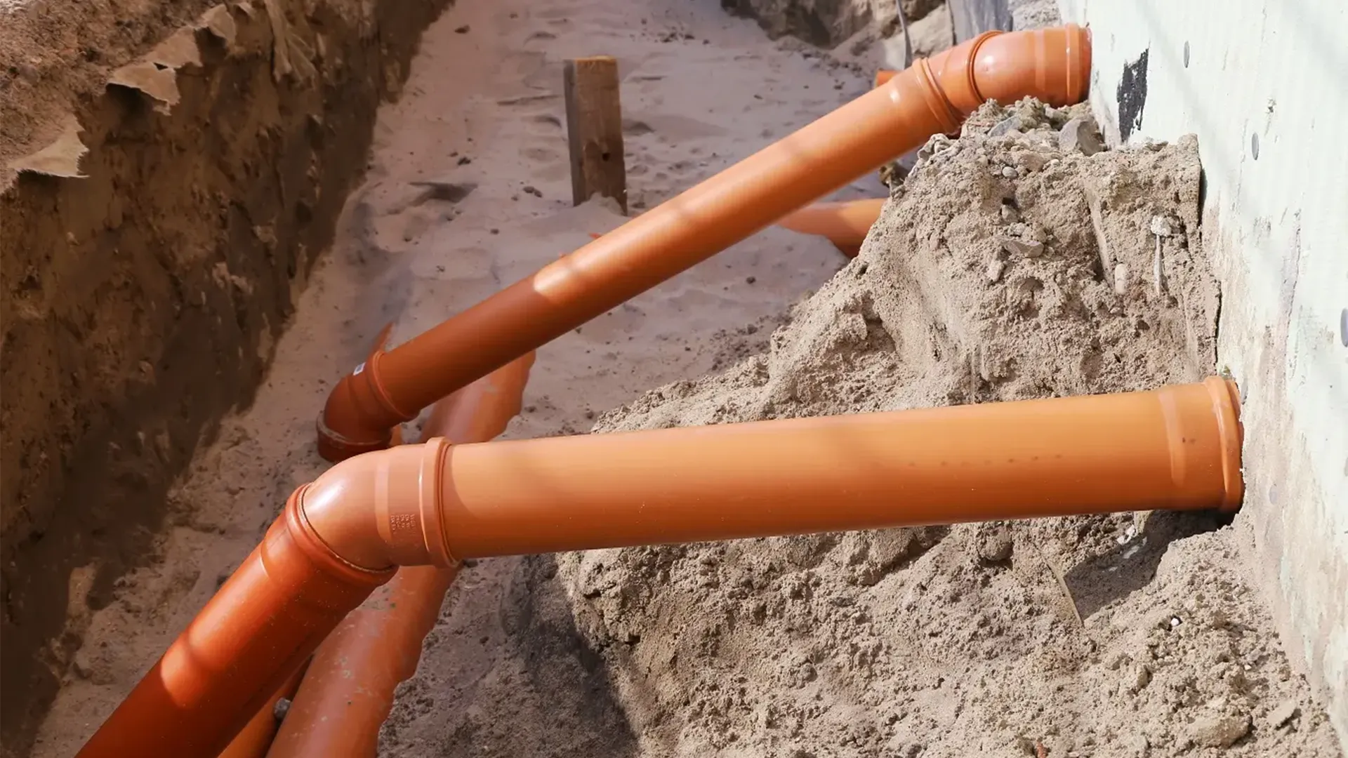 Jak dosztukować brakujący element rury kanalizacyjnej?